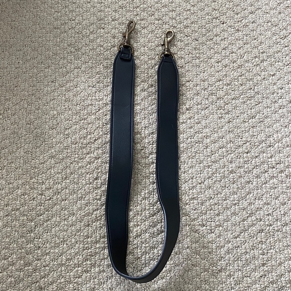 Angela Roi Hamilton Satchel - Picture 6 of 8